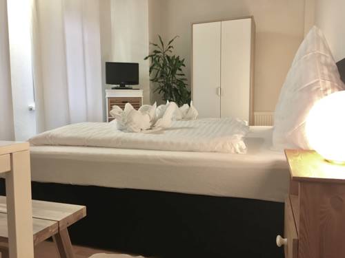 Imagen de la habitación del Hotel City-hotel-garni-diez. Foto 13