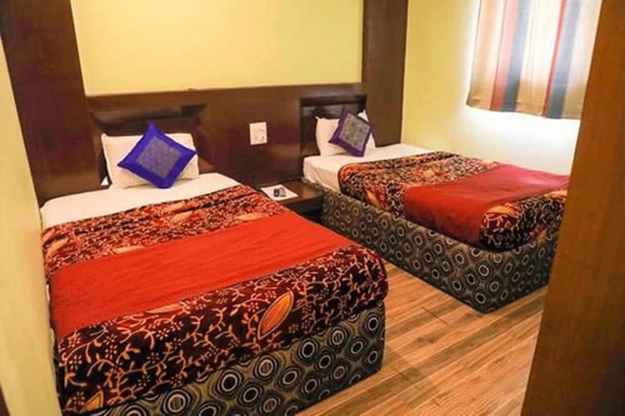 Imagen de la habitación del Hotel Citymax International. Foto 10