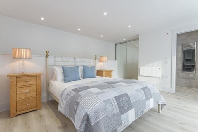 Imagen de la habitación del Hotel Citystay - Midsummer Mews. Foto 19