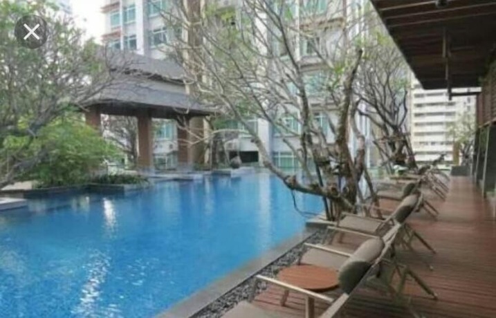 Imagen general del Hotel Cityview Circle Bts Pool Gym. Foto 16