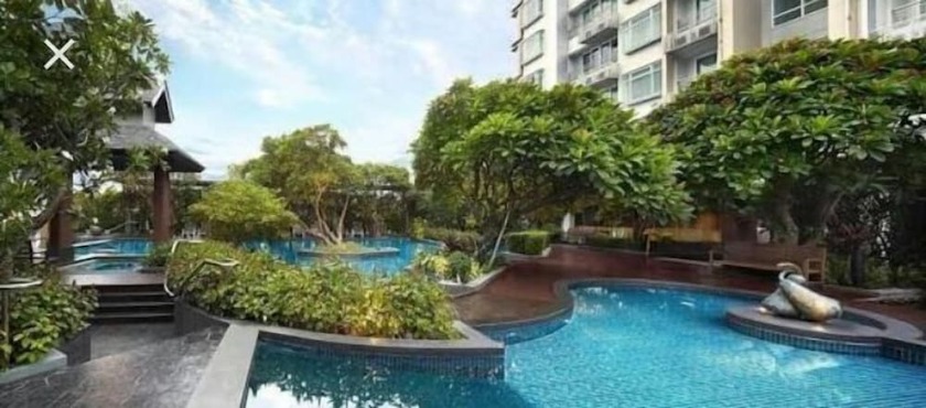 Imagen general del Hotel Cityview Circle Bts Pool Gym. Foto 18