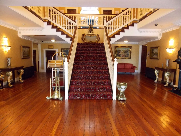 Imagen de los interiores del Hotel Citywest. Foto 15