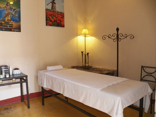 Imagen de los interiores del Hotel Ciudad Condal, Antigua Guatemala. Foto 2