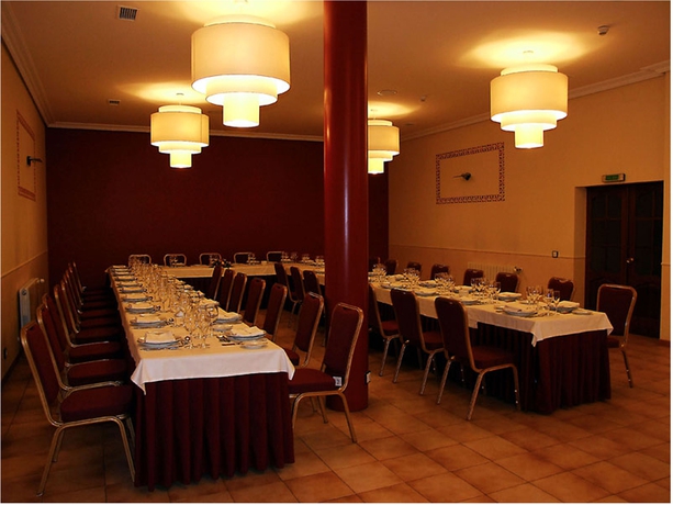 Imagen de los interiores del Hotel Ciudad De Burgos. Foto 11