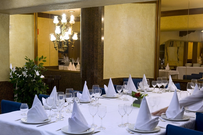 Imagen de los interiores del Hotel Ciudad De Castelldefels. Foto 6