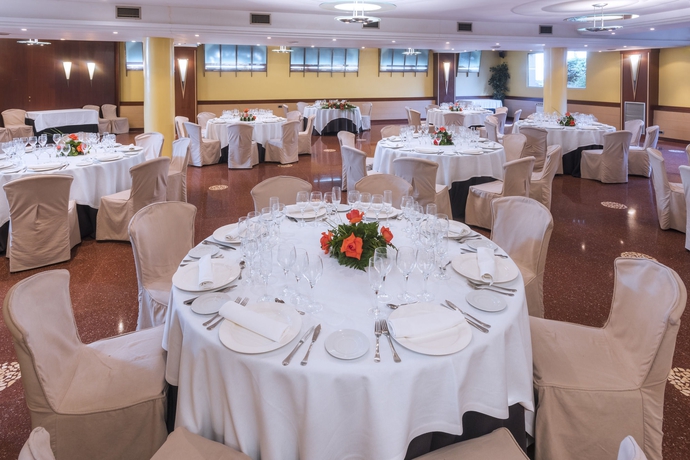 Imagen de los interiores del Hotel Ciudad De Castelldefels. Foto 9