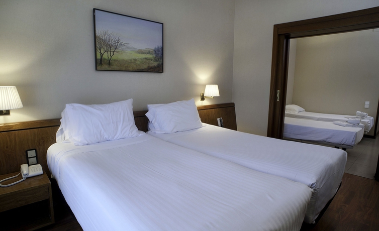 Imagen de la habitación del Hotel Ciudad De Castelldefels. Foto 2