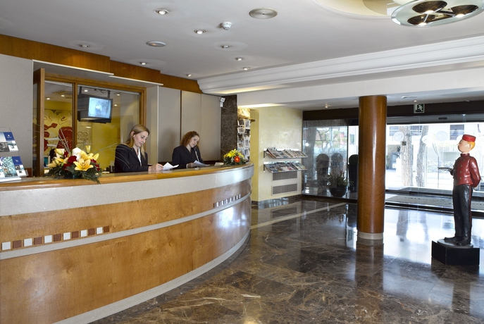Imagen de los interiores del Hotel Ciudad De Castelldefels. Foto 12