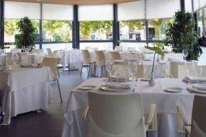 Imagen de los exteriores del Hotel Ciudad De Ejea. Foto 10