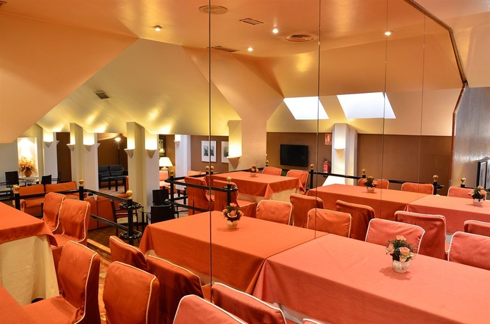 Imagen de los interiores del Hotel Ciudad De Logroño. Foto 13