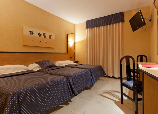 Imagen de la habitación del Hotel Ciudad De Navalcarnero. Foto 5