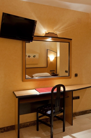 Imagen de la habitación del Hotel Ciudad De Navalcarnero. Foto 7