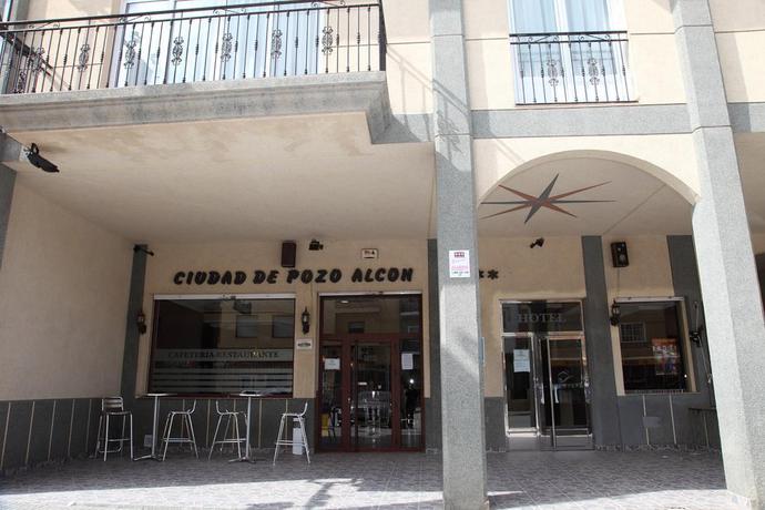 Imagen general del Hotel Ciudad De Pozo Alcón. Foto 1