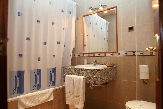 Imagen de la habitación del Hotel Ciudad De Pozo Alcón. Foto 5