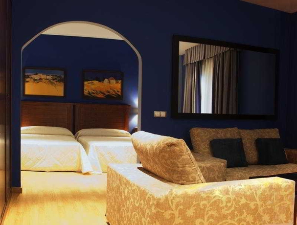 Imagen de la habitación del Hotel Ciudad Del Renacimiento. Foto 4