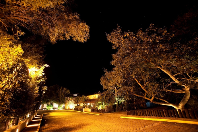 Imagen de los exteriores del Hotel Ciudad Real Palenque. Foto 6