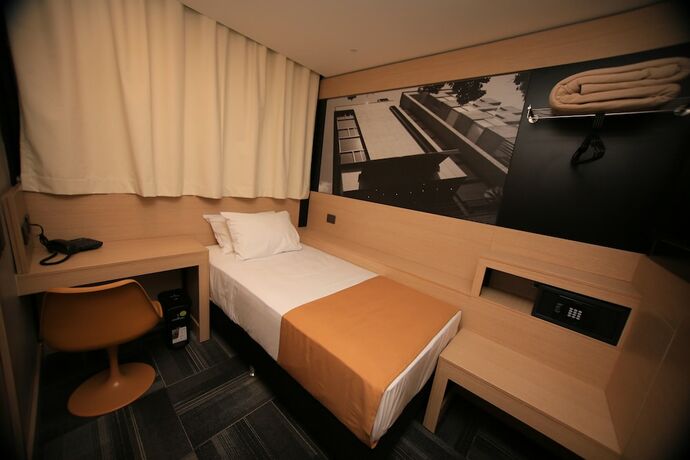 Imagen de la habitación del Hotel Ciudad Solar. Foto 18