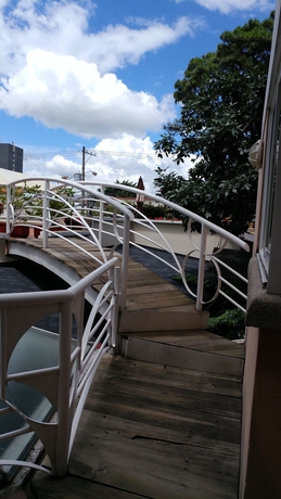 Imagen de los exteriores del Hotel Ciudad Vieja. Foto 10