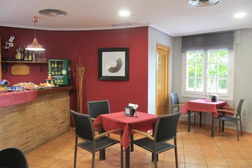 Imagen del bar/restaurante del Hotel Ciudad de Borja. Foto 2