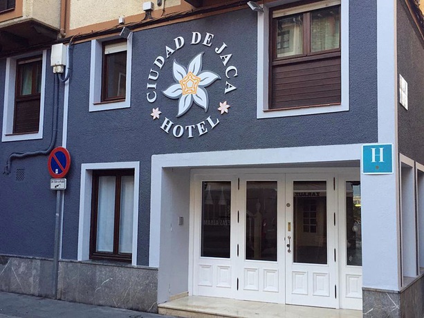 Imagen general del Hotel Ciudad de Jaca. Foto 2