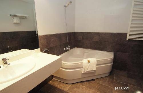 Imagen general del Hotel Ciudad de haro. Foto 10