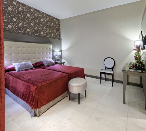 Imagen de la habitación del Hotel Ciutadella Barcelona. Foto 5