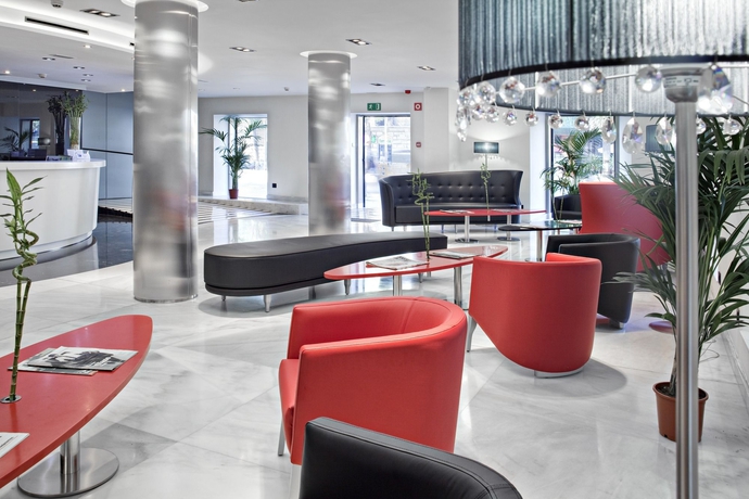 Imagen de los interiores del Hotel Ciutadella Barcelona. Foto 16