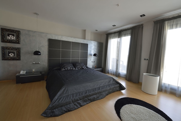 Imagen de la habitación del Hotel Ciutat D' Amposta. Foto 7