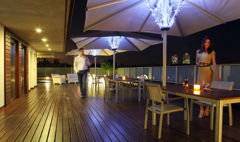 Imagen del bar/restaurante del Hotel Ciutat De Barcelona. Foto 3