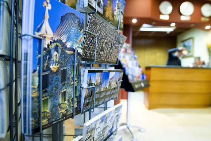 Imagen de los interiores del Hotel Ciutat De Sant Adria. Foto 15