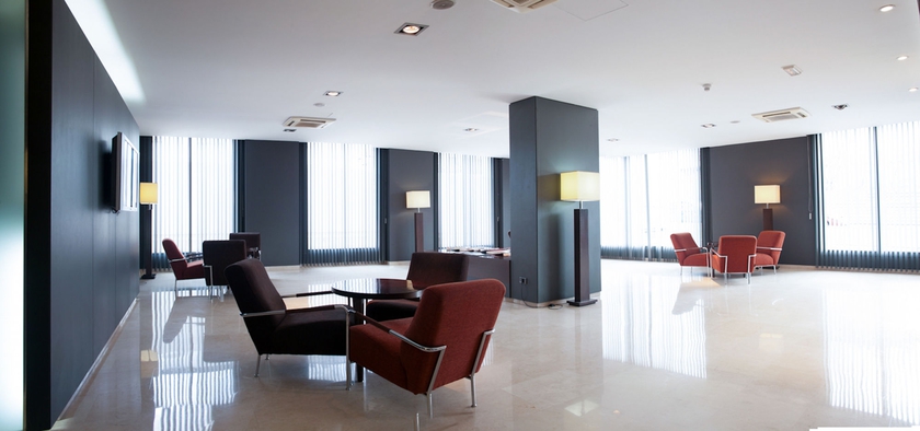 Imagen de los interiores del Hotel Ciutat Martorell. Foto 14