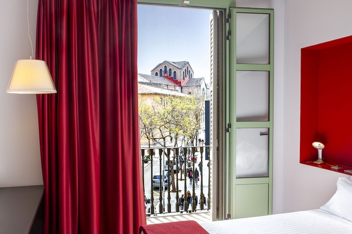 Imagen de la habitación del Hotel Ciutat Vella. Foto 2