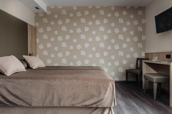 Imagen de la habitación del Hotel Civera. Foto 5