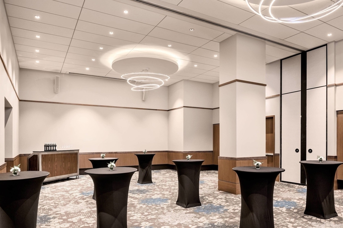 Imagen de los interiores del Hotel Civic Autograph Collection. Foto 16