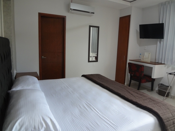 Imagen de la habitación del Hotel Civic Express. Foto 12