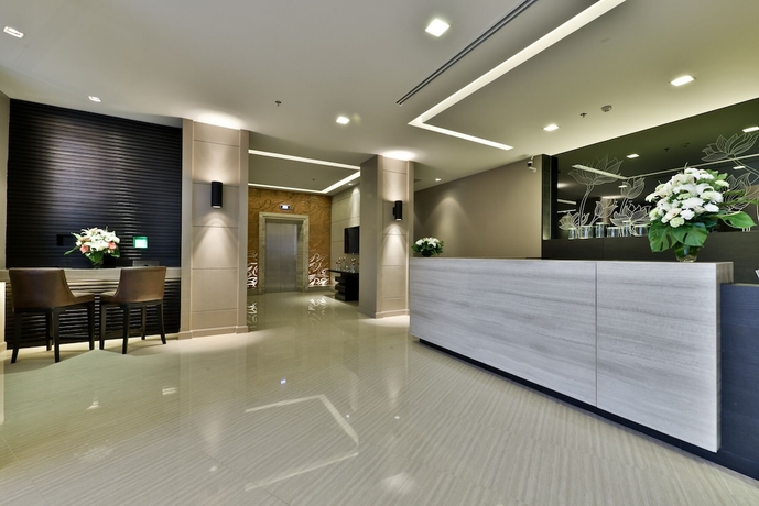 Imagen de los interiores del Hotel Civic Horizon and Residence. Foto 19