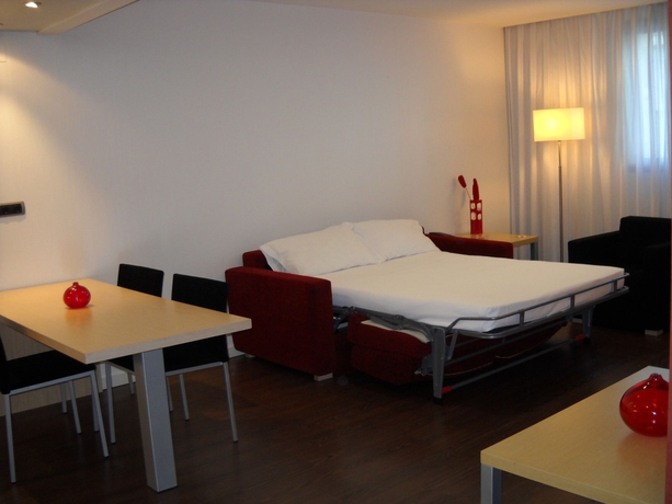 Imagen de la habitación del Hotel Civis Luz Castellón. Foto 6