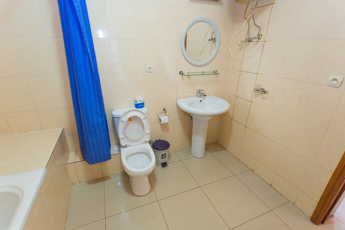 Imagen de la habitación del Hotel Civitas. Foto 19