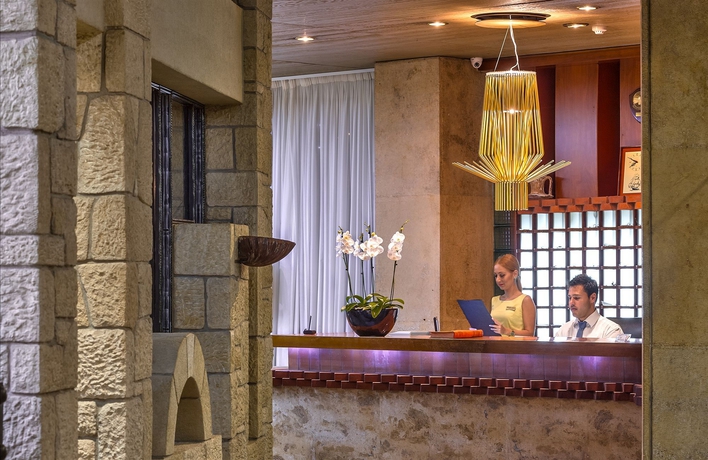 Imagen de los interiores del Hotel Civitel Akali. Foto 11