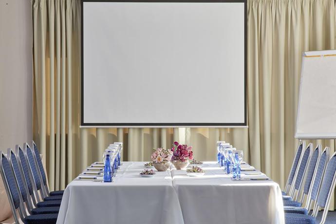 Imagen de los interiores del Hotel Civitel Esprit. Foto 6