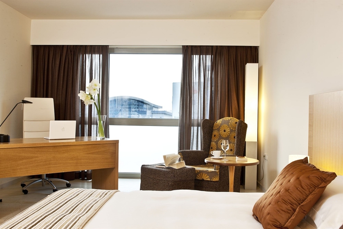 Imagen de la habitación del Hotel Civitel Olympic. Foto 10