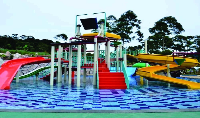 Imagen de la piscina del Hotel Ciwidey Valley. Foto 19
