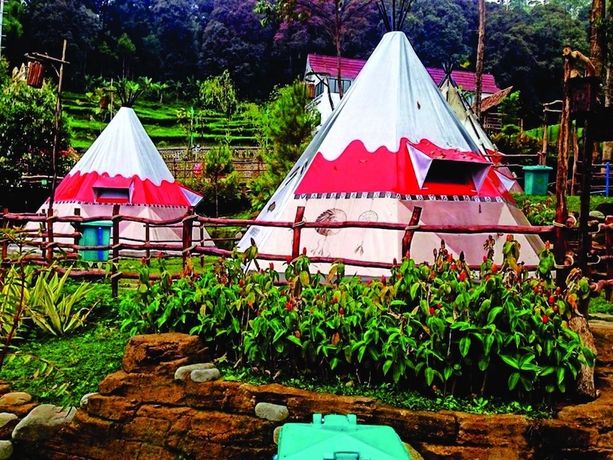 Imagen de los exteriores del Hotel Ciwidey Valley. Foto 17