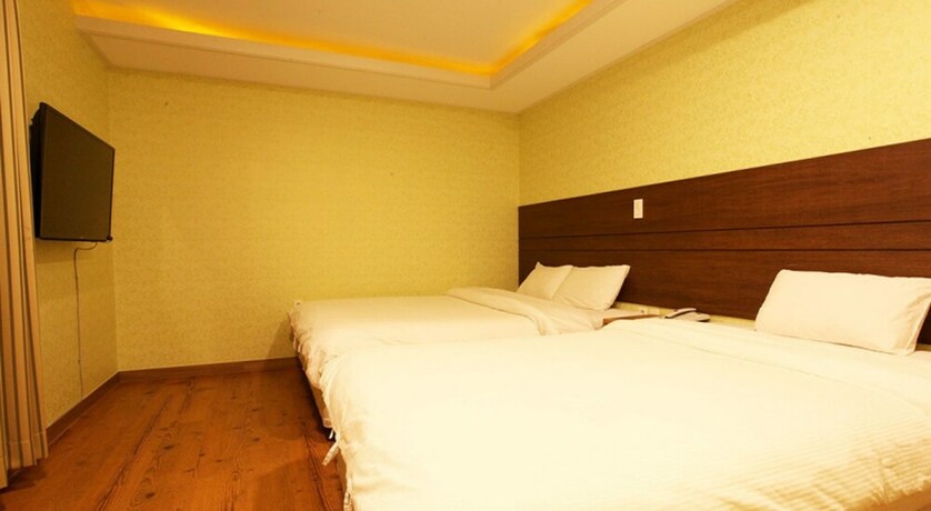 Imagen de la habitación del Hotel Cj. Foto 24