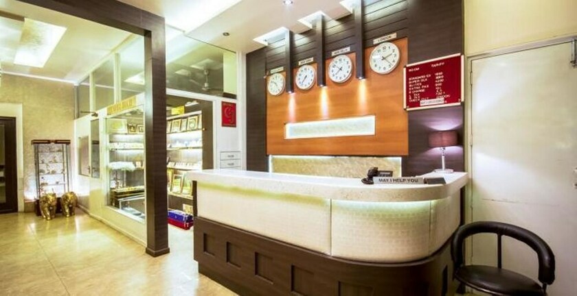 Imagen de los interiores del Hotel Cj International. Foto 26