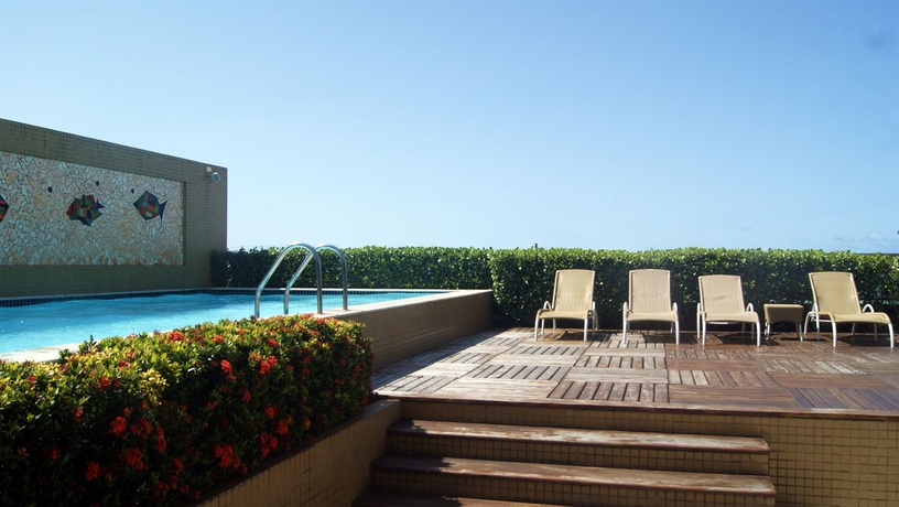 Imagen de la piscina del Hotel Cjc Maximum Flat. Foto 10