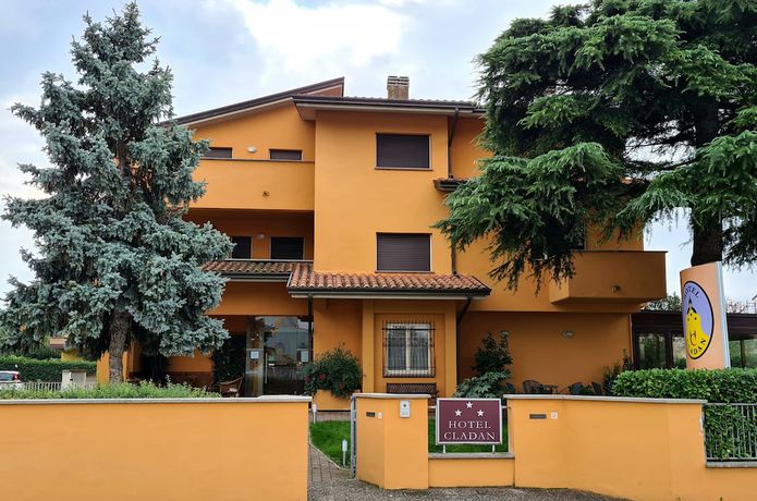 Imagen general del Hotel Cladan. Foto 1
