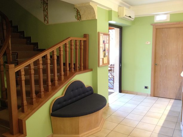 Imagen de los interiores del Hotel Cladan. Foto 15