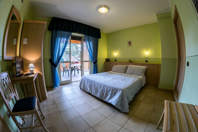 Imagen de la habitación del Hotel Cladan. Foto 9