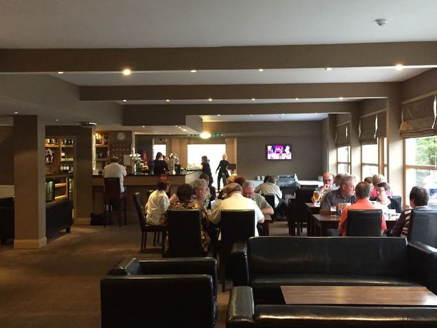 Imagen del bar/restaurante del Hotel Cladhan. Foto 3
